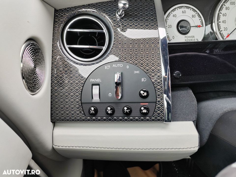 Rolls-Royce Wraith Black Badge - 24