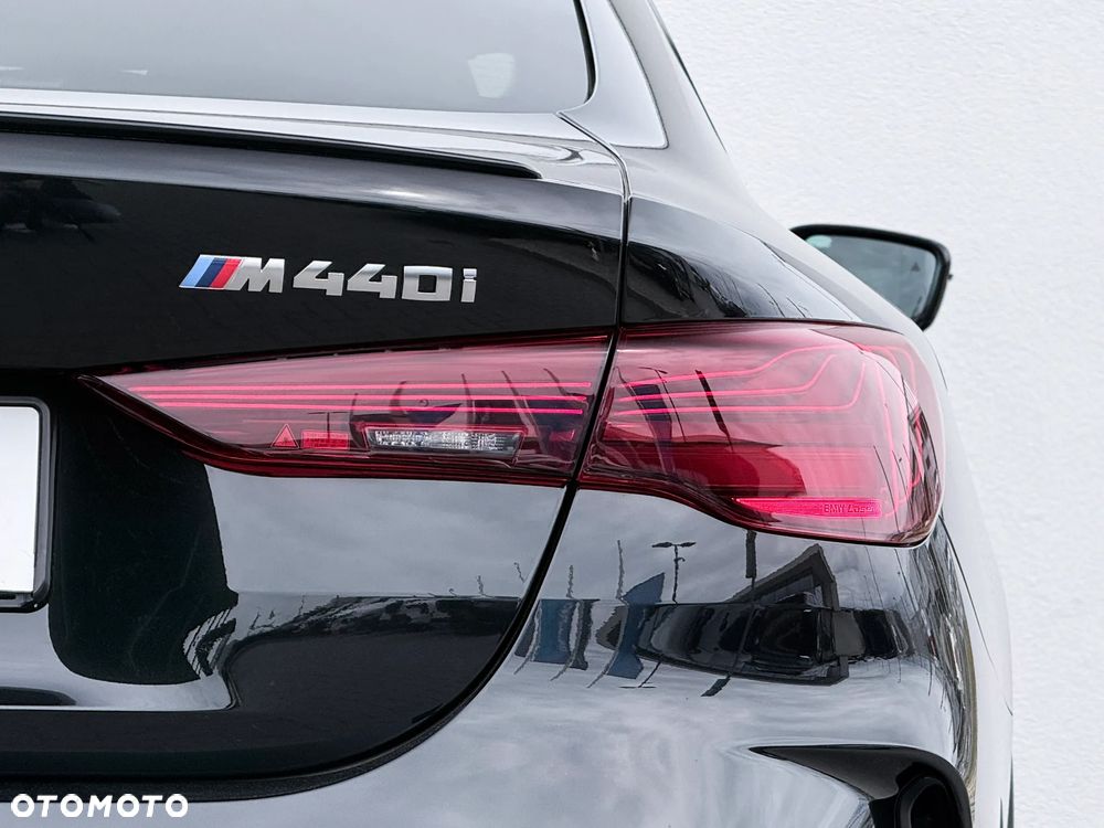 BMW Seria 4 M440i xDrive mHEV - 15