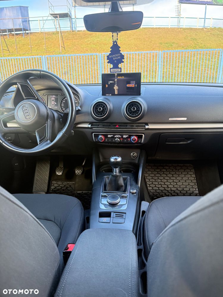 Audi A3 Limousine 1.6 TDI - 8