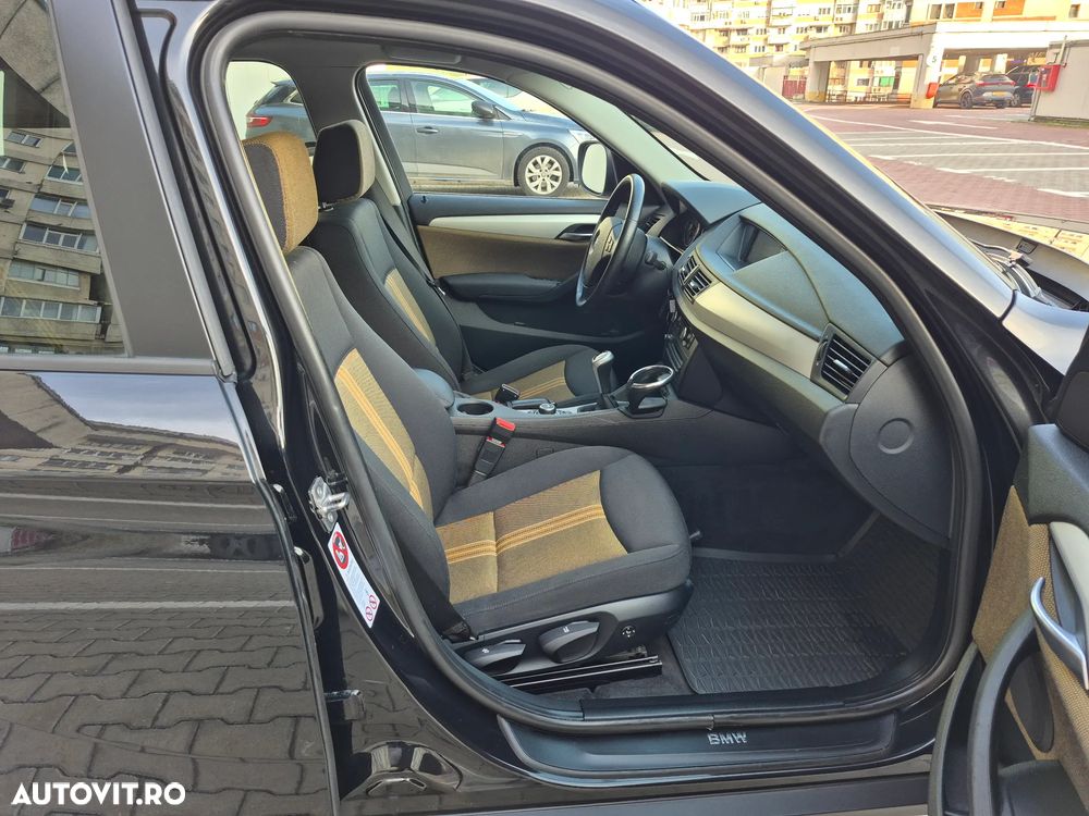 BMW X1 xDrive20d - 13