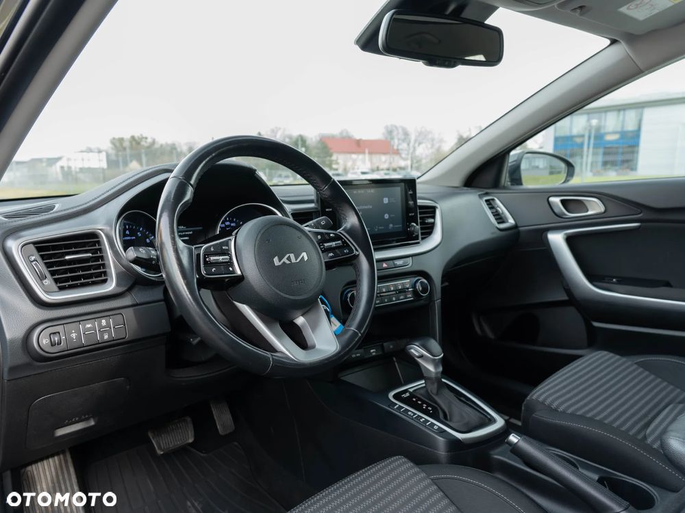 Kia Ceed 1.5 T-GDI M DCT - 16