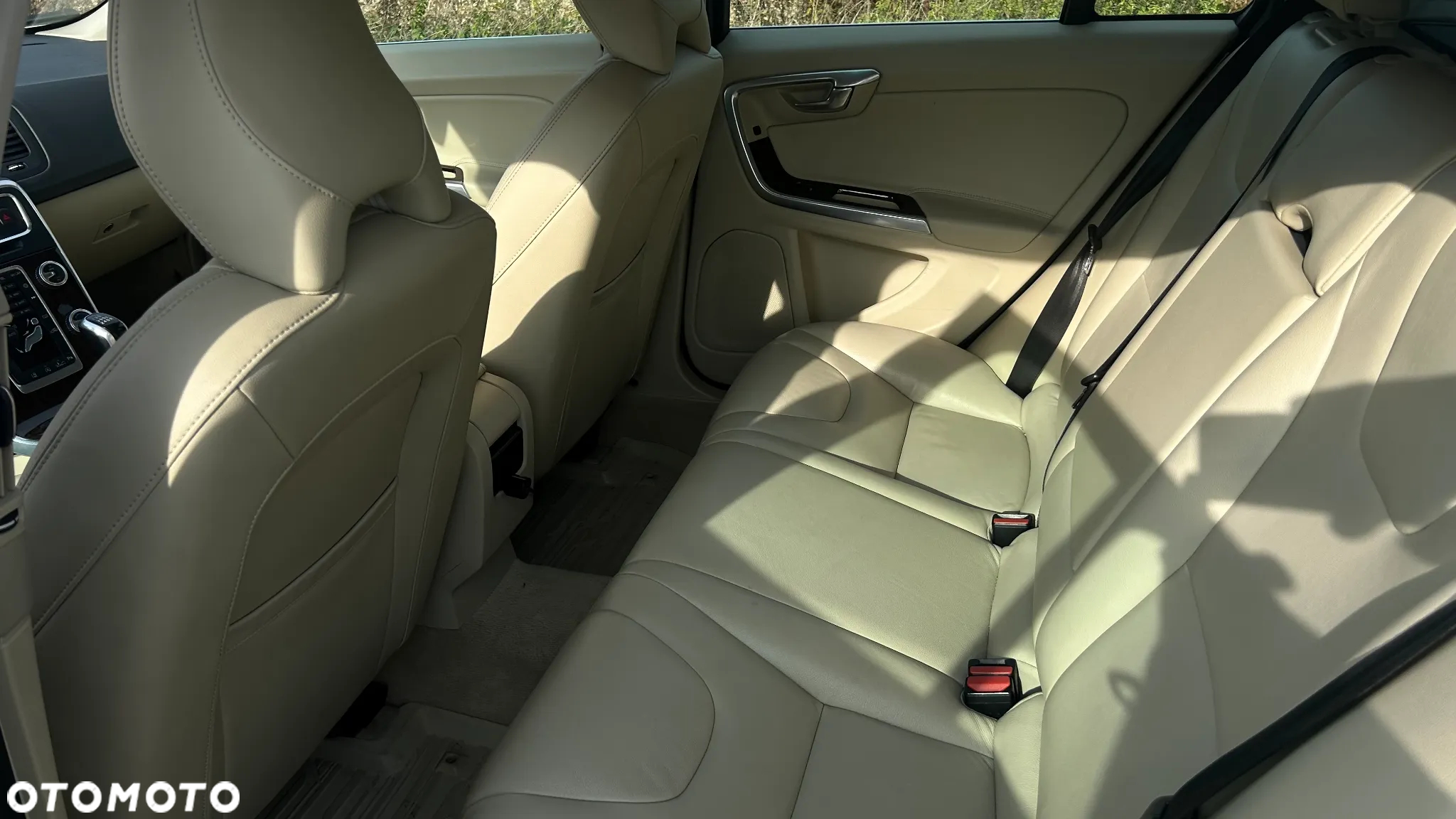 Volvo V60 D4 Drive-E Summum - 11