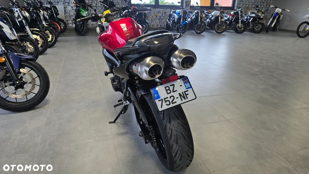 Yamaha FZ6 - 23