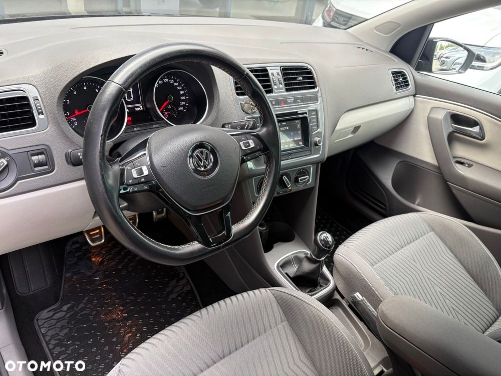 Volkswagen Polo 1.2 TSI BMT Fresh - 12