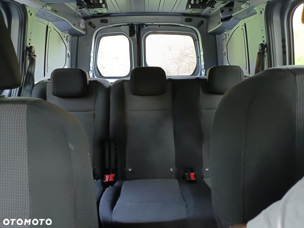 Opel Combo - 24