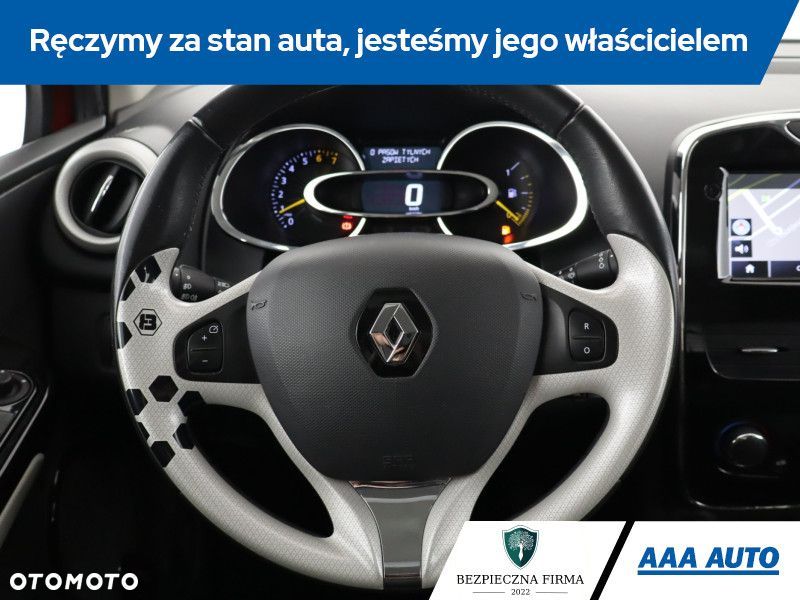 Renault Clio - 17
