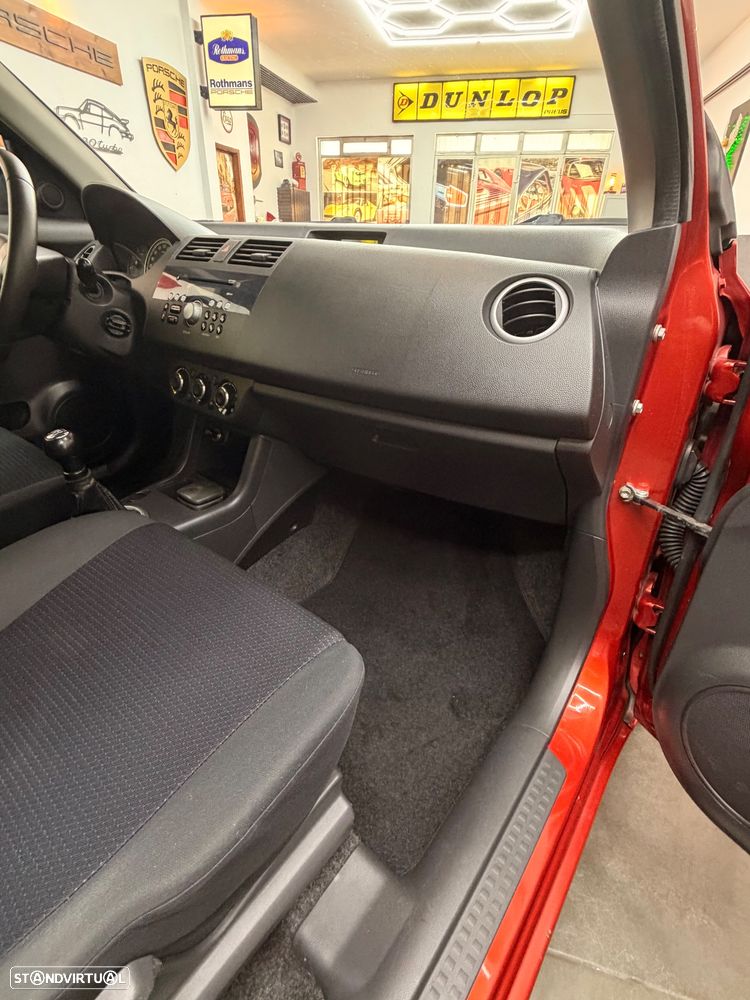 Suzuki Swift 1.3 DDiS GLX - 32