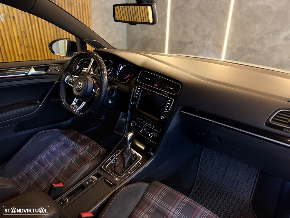 VW Golf 2.0 TSi GTi DSG Performance - 25