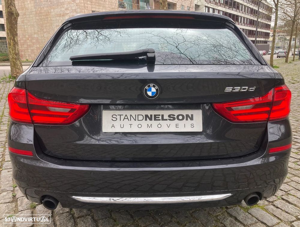 BMW 530 d Line Luxury Auto - 4