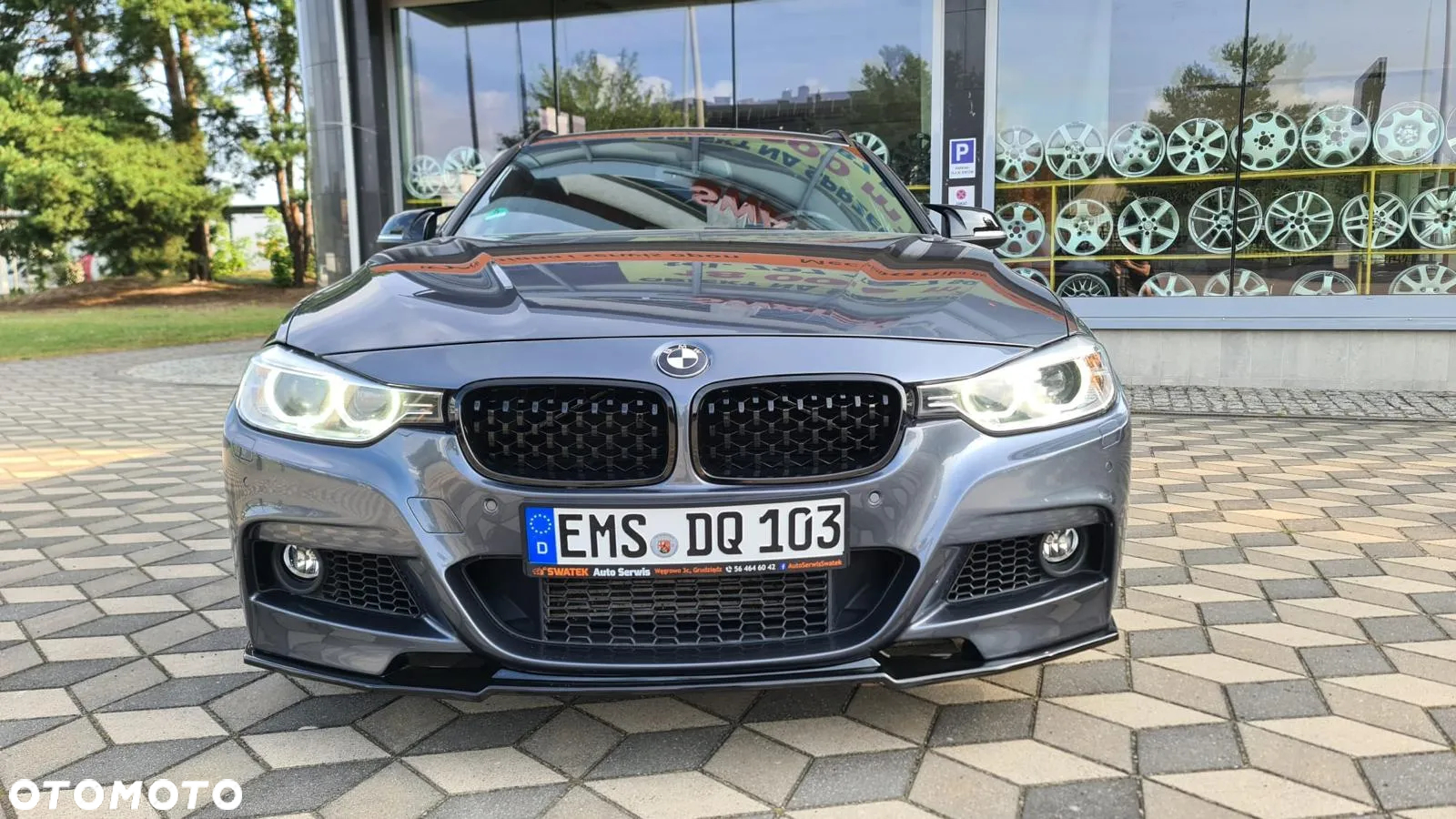 BMW Seria 3 328i - 2