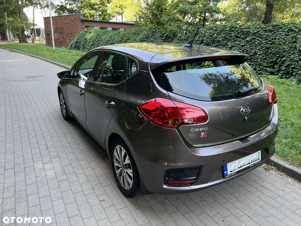 Kia Ceed Cee'd 1.4 L Business Line - 12