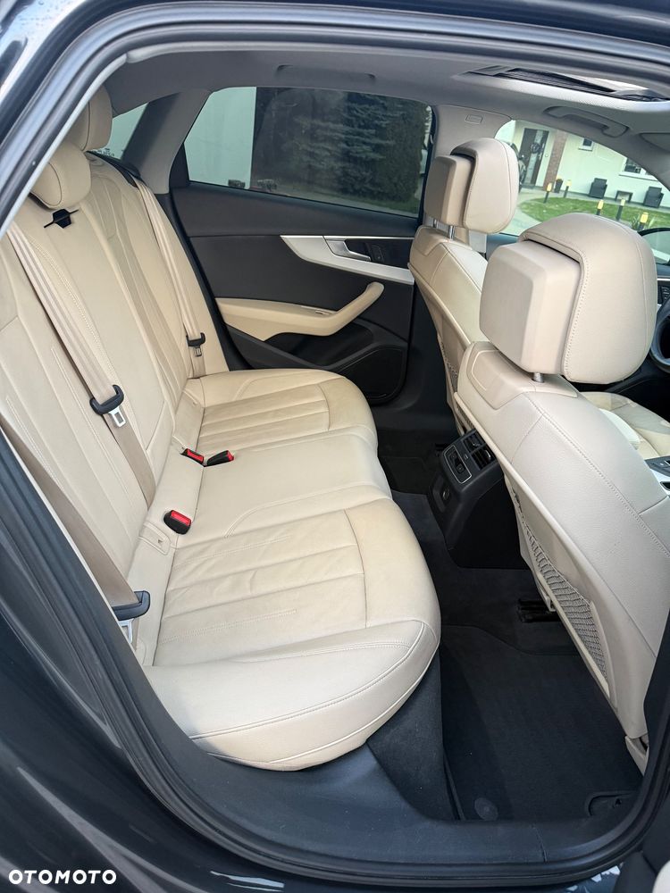 Audi A4 Limousine - 20