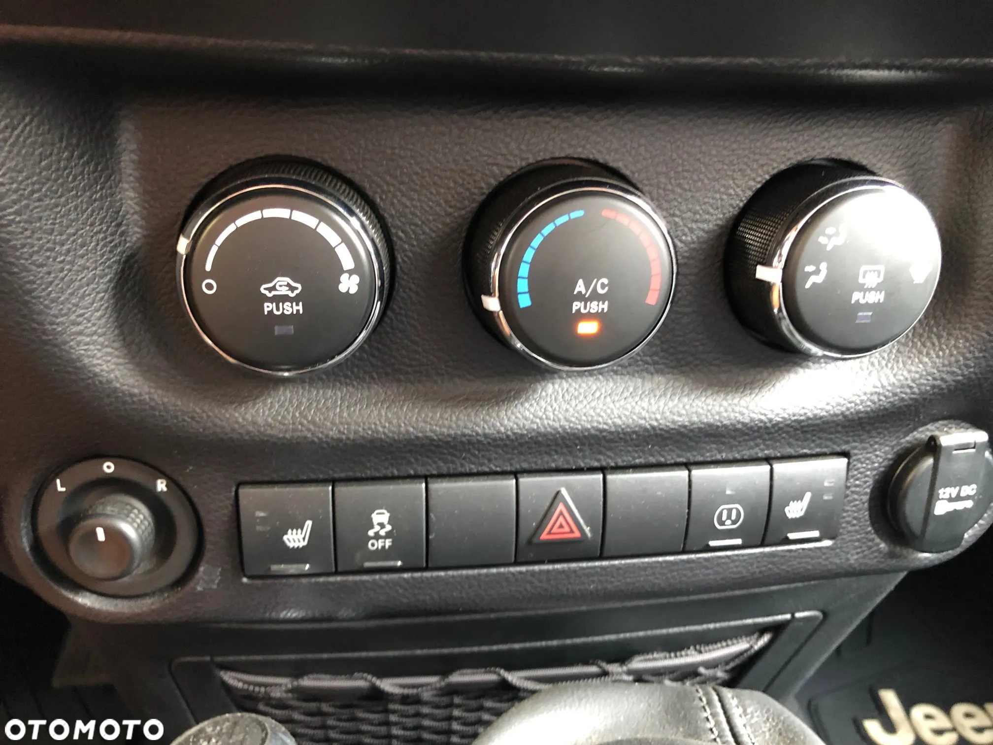 Jeep Wrangler - 31