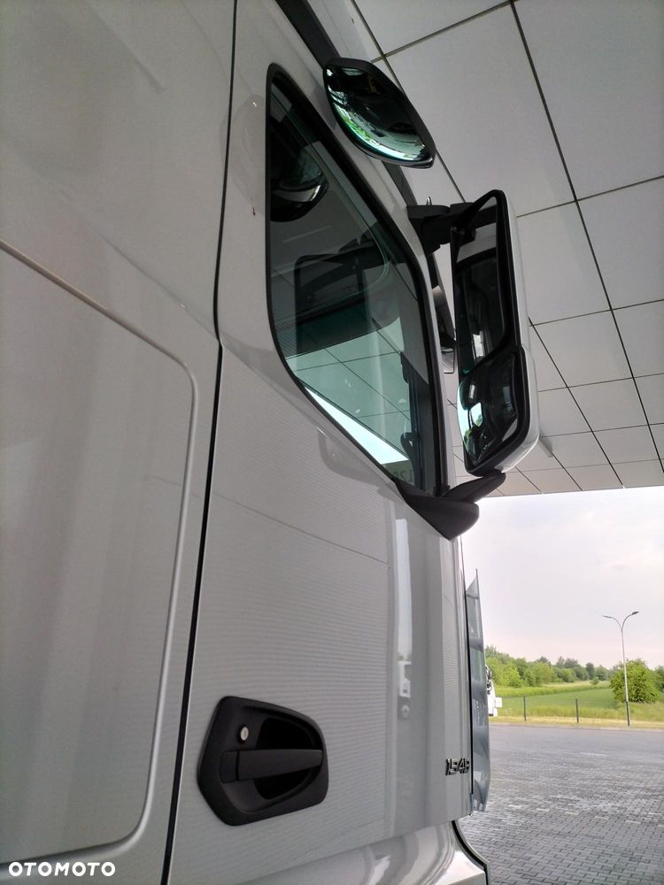 Mercedes-Benz Actros 5 - kabina L 1848 LS 4x2 - 9