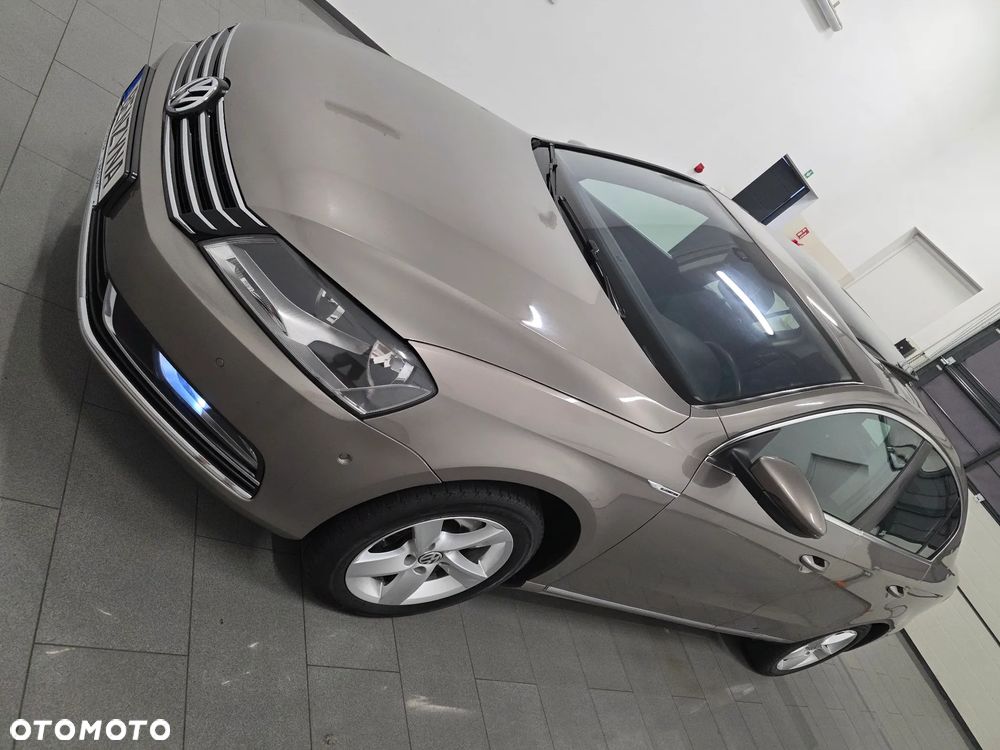 Volkswagen Passat 1.4 TSI BlueMotion Technology Comfortline - 4