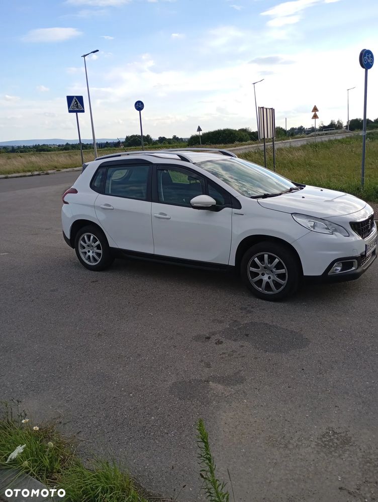 Peugeot 2008 1.6 BlueHDi Style - 2