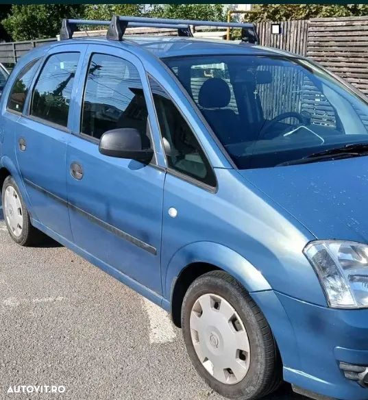 Opel Meriva 1.6i Essentia - 4