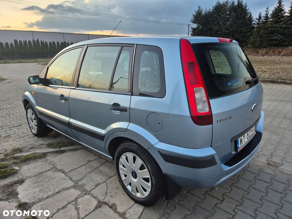 Ford Fusion 1.4 Trend - 10