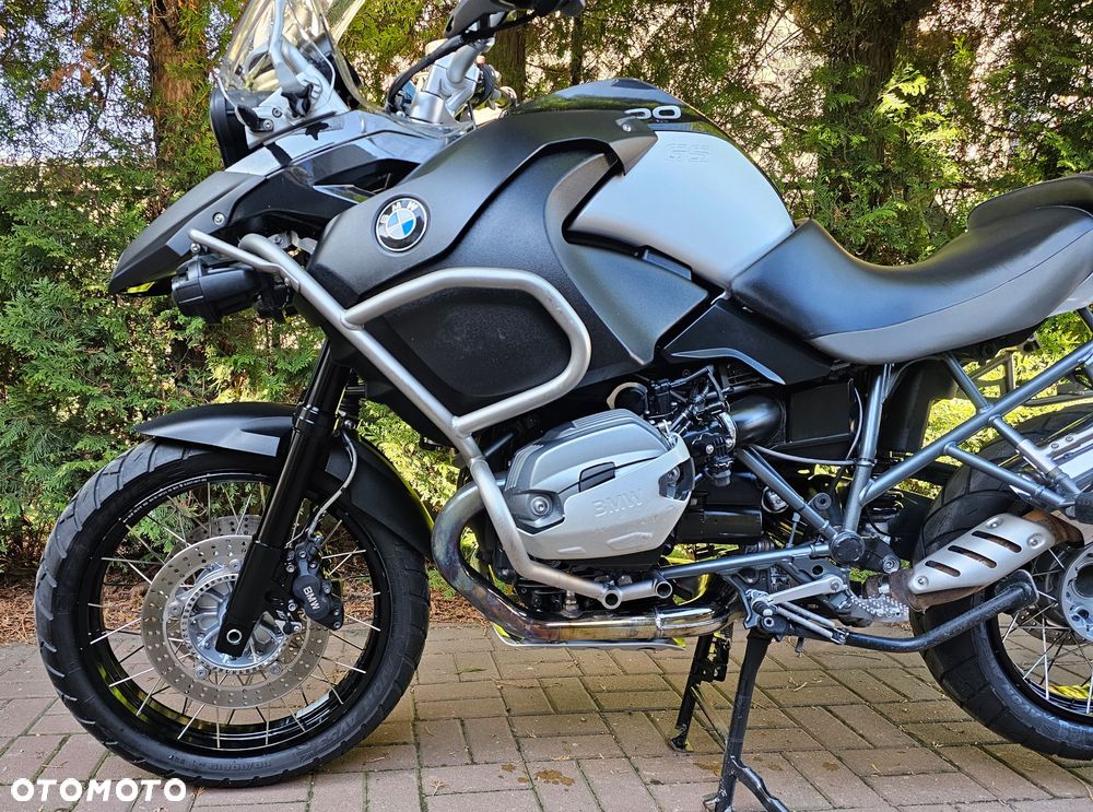 BMW R - 9