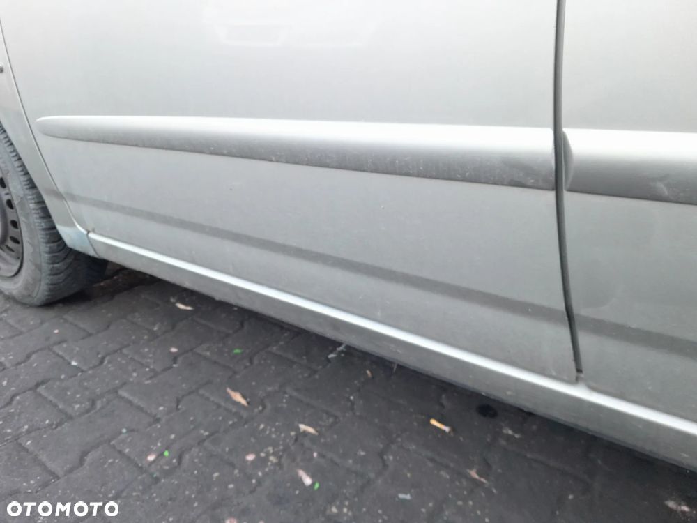 Drzwi przednie lewe TOYOTA Corolla Verso I 01-04r. 1D9 - 3
