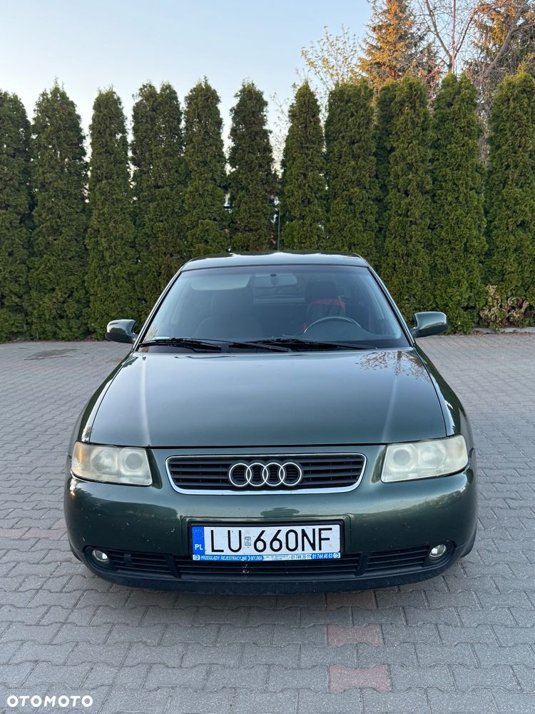 Audi A3 Sportback 1.6 Ambiente - 2