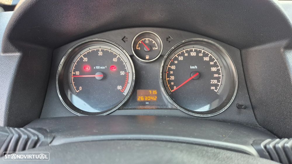 Opel Astra 1.7 CDTI Cosmo M5 - 10