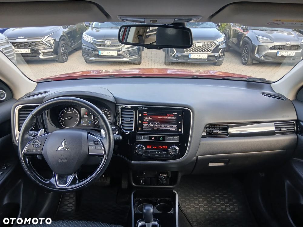 Mitsubishi Outlander 2.0 Intense + SDA 4WD CVT - 5