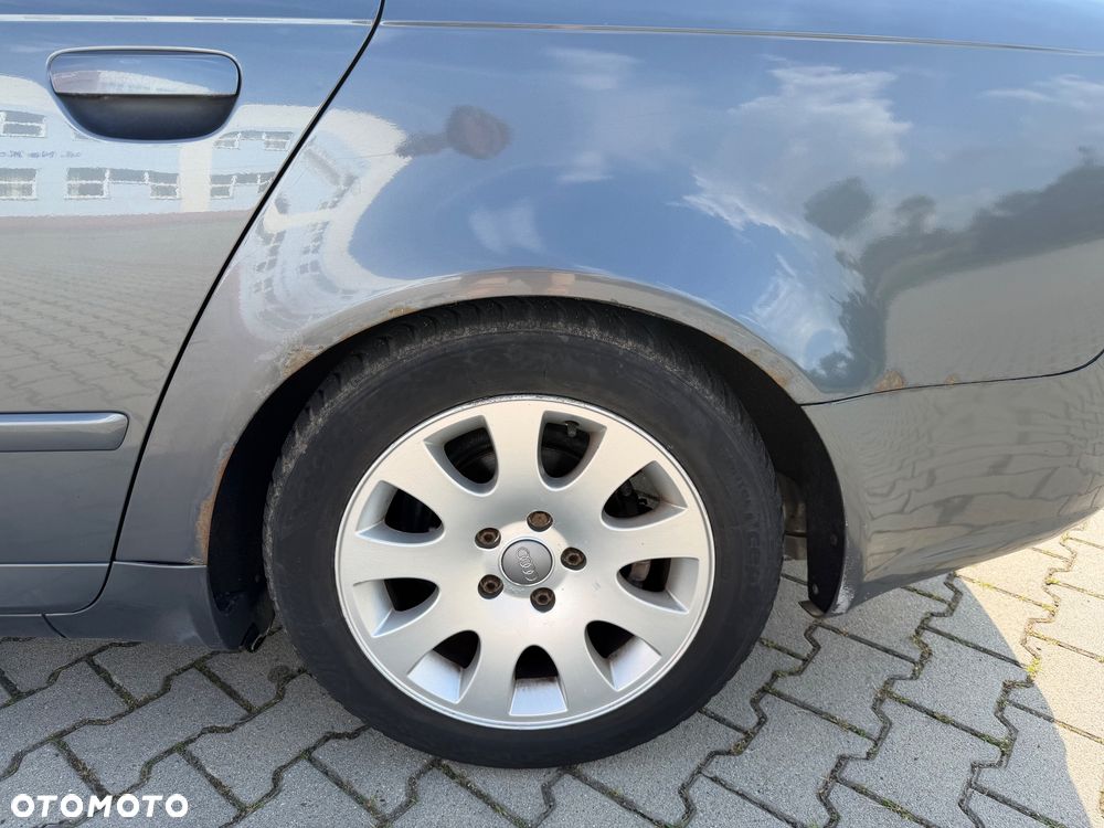 Audi A4 Avant 1.8 T quattro - 10