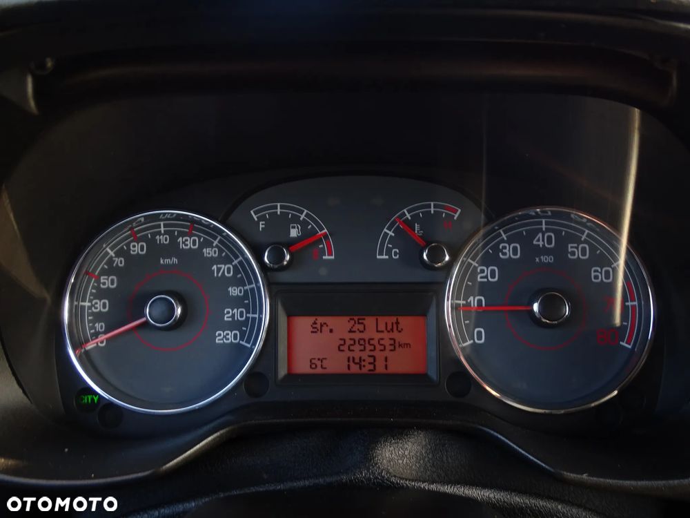 Fiat Grande Punto - 28