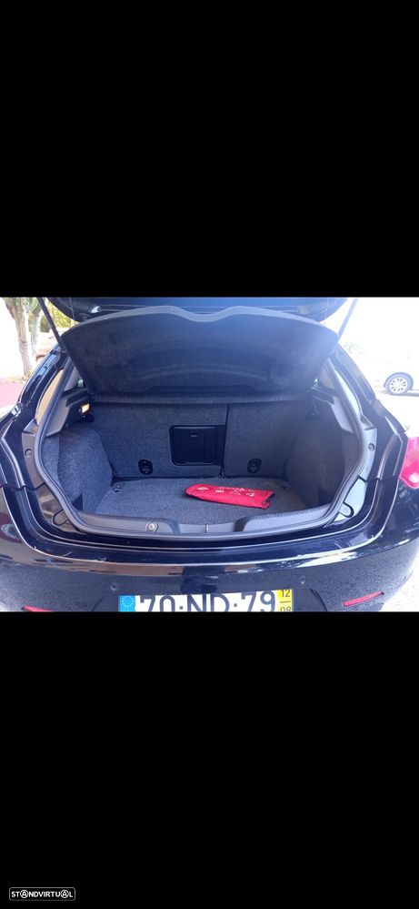 Alfa Romeo Giulietta 1.6 JTDM Distinctive 57X - 22