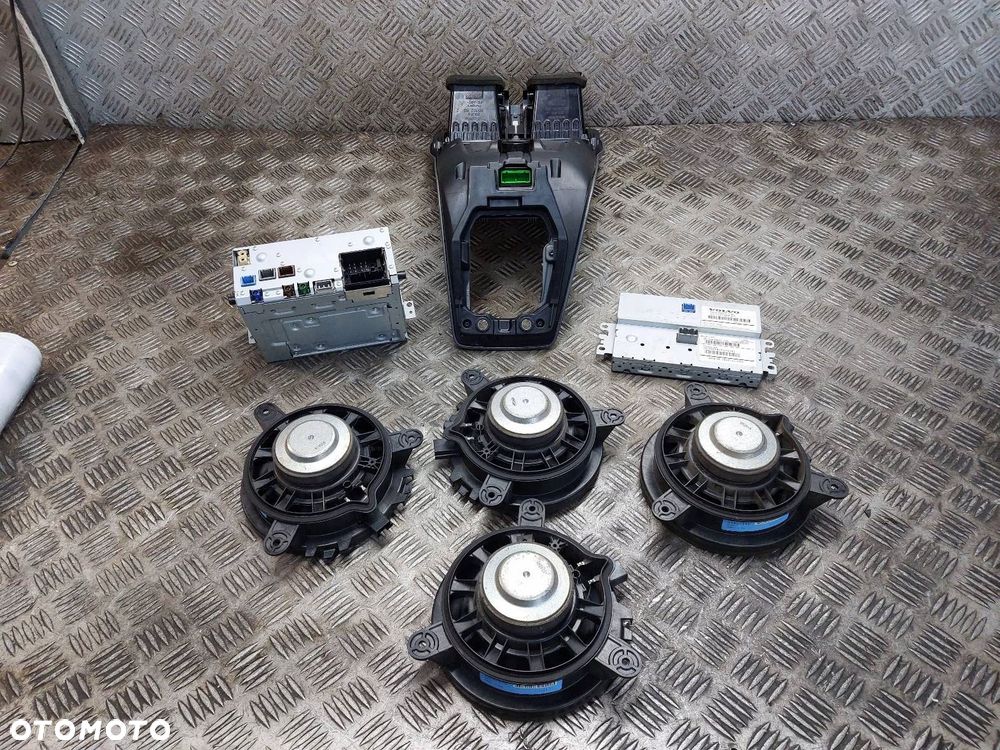 RADIO ODTWARZACZ WYŚWIETLACZ GŁOŚNIKI WODOSPAD PANEL VOLVO V40 II 30657445 - 10
