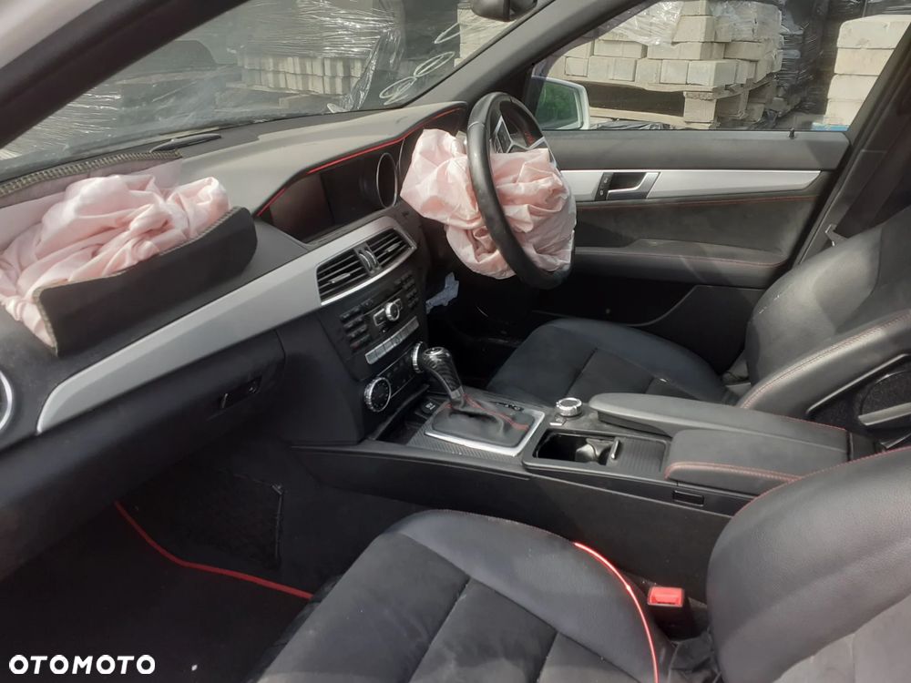 Mercedes C 350 AMG na części - 2
