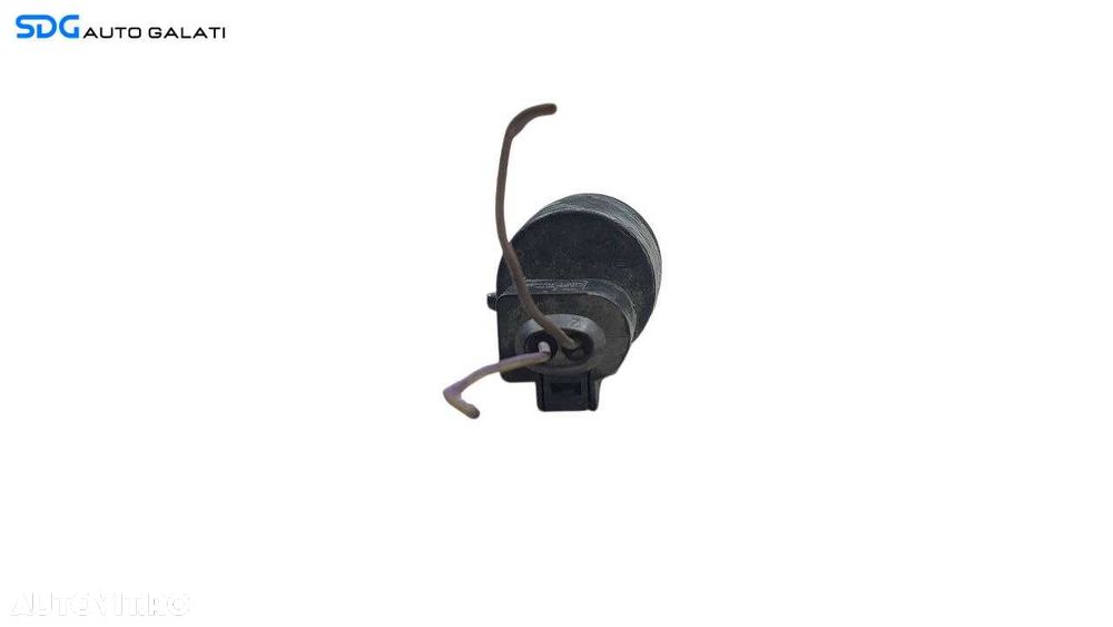 Pompa Motoras Vas Rezervor Lichid Stropgel Parbriz Mercedes Clasa ML Class W164 2005 - 2011 Cod 2218690121 [L7180] - 2