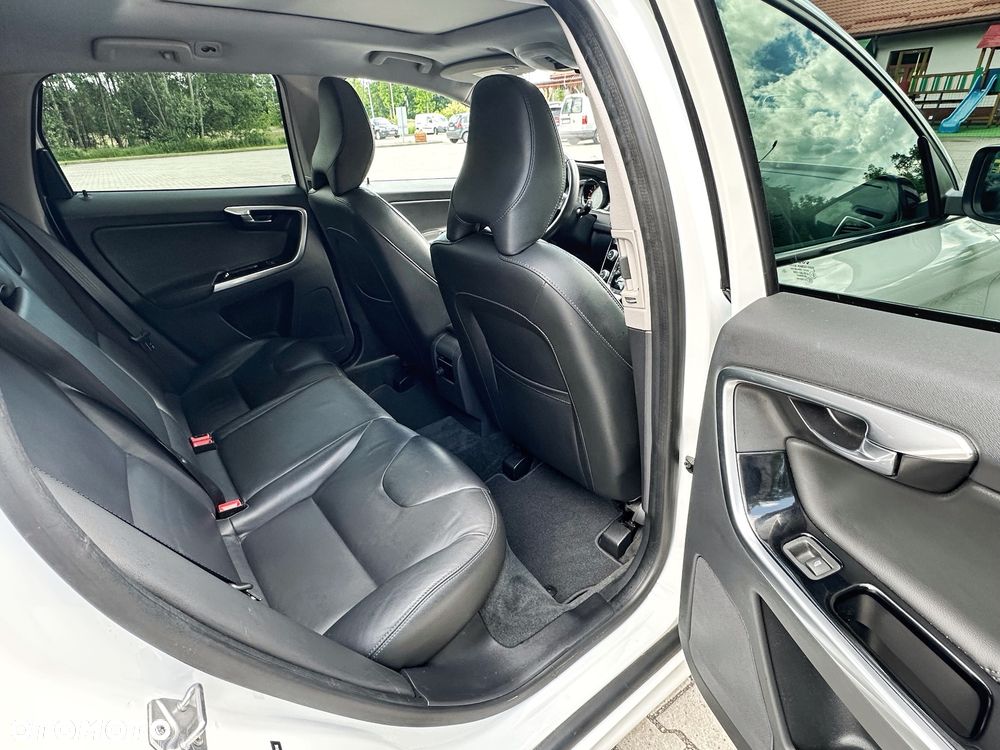 Volvo XC 60 T5 AWD Geartronic Linje Inscription - 8