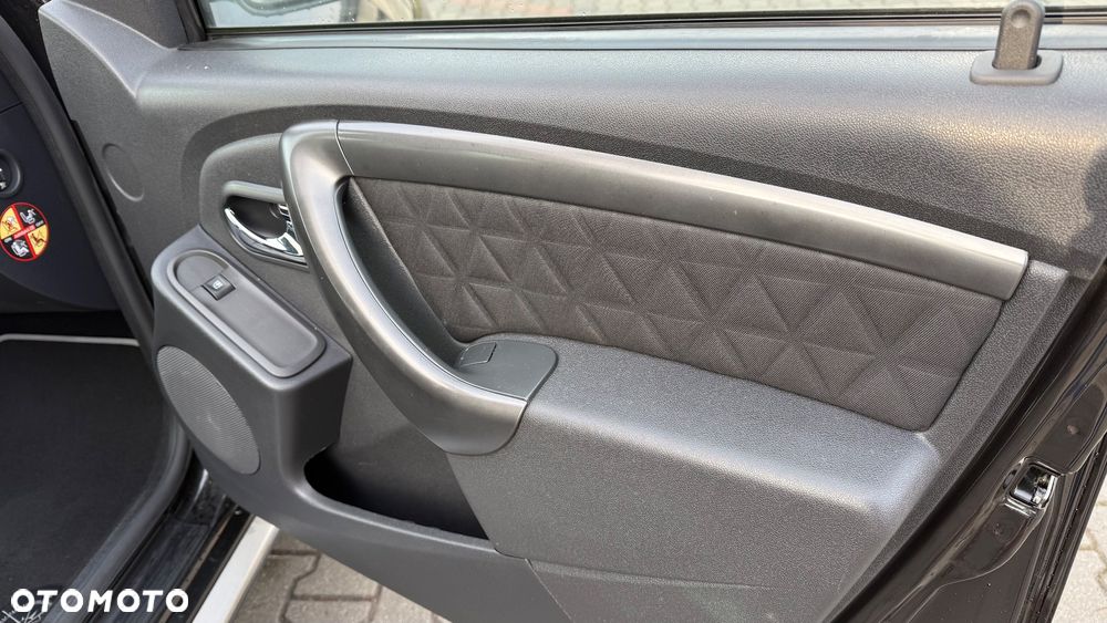 Dacia Duster 1.2 TCe Celebration - 10