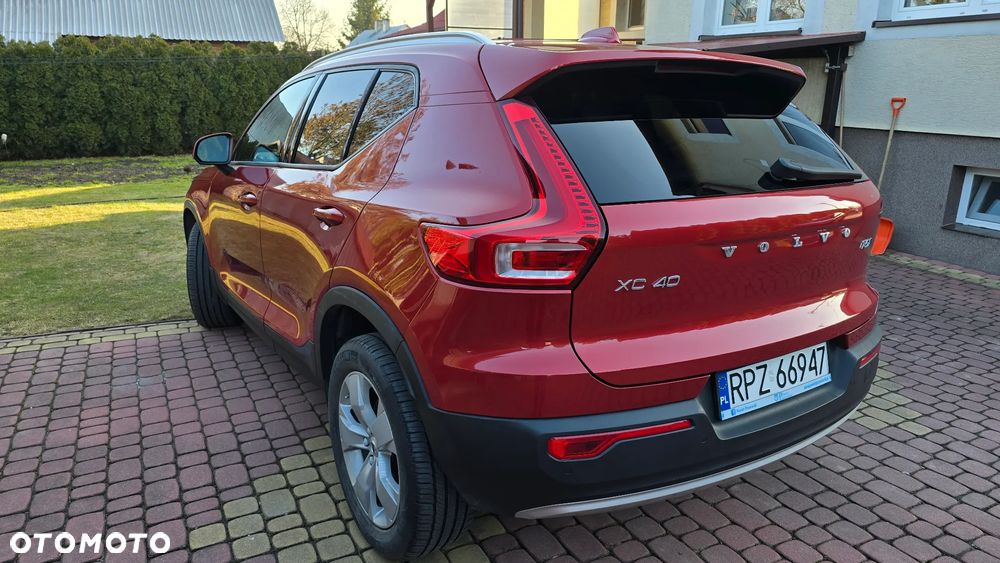 Volvo XC 40 T5 AWD Geartronic Momentum Pro - 5