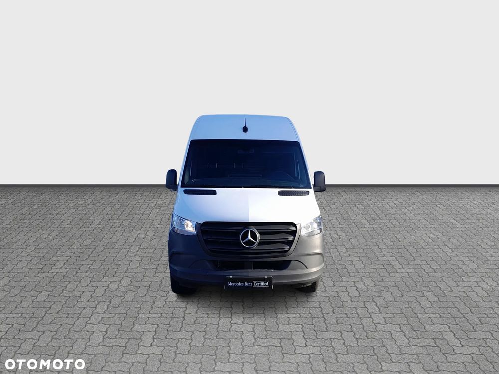 Mercedes-Benz Sprinter - 8