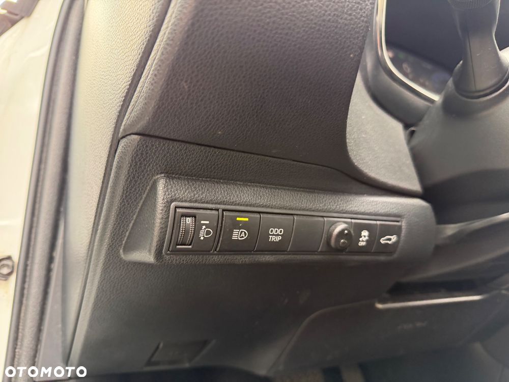 Toyota Corolla 1.8 Hybrid Style - 22