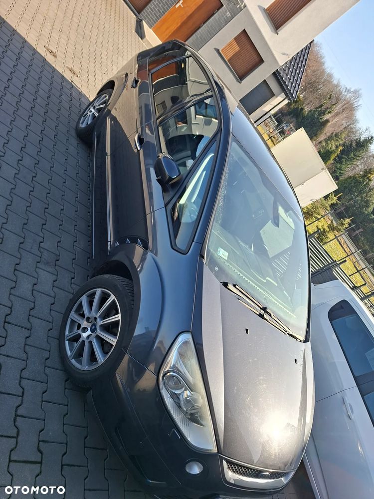 Ford S-Max - 14