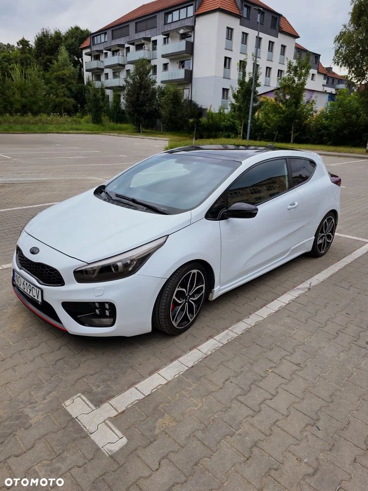 Kia Ceed 1.6 T-GDI GT - 8
