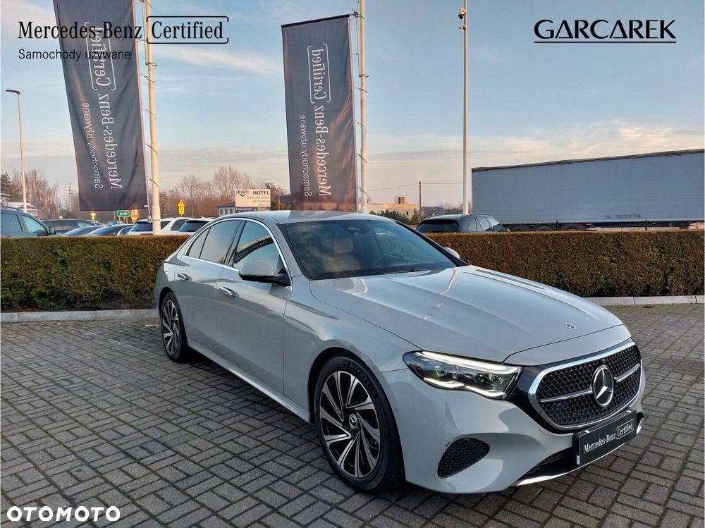 Mercedes-Benz Klasa E - 2