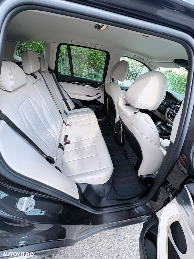 BMW X3 xDrive20d AT xLine - 12