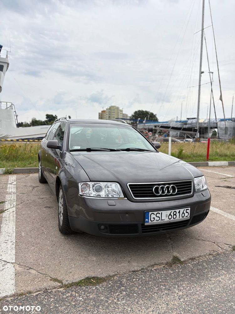 Audi A6 Avant - 1