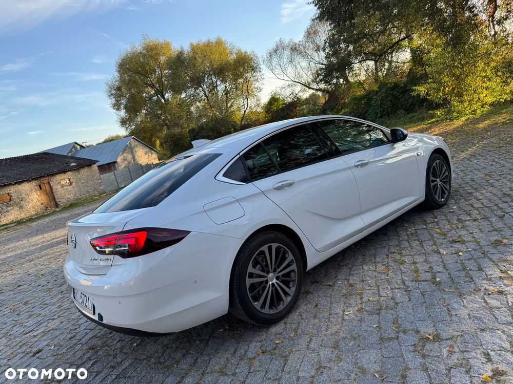 Opel Insignia - 17