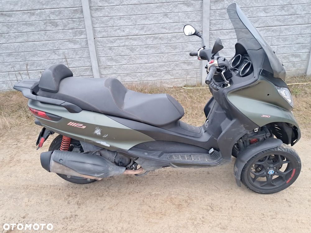 Piaggio MP-3 - 6