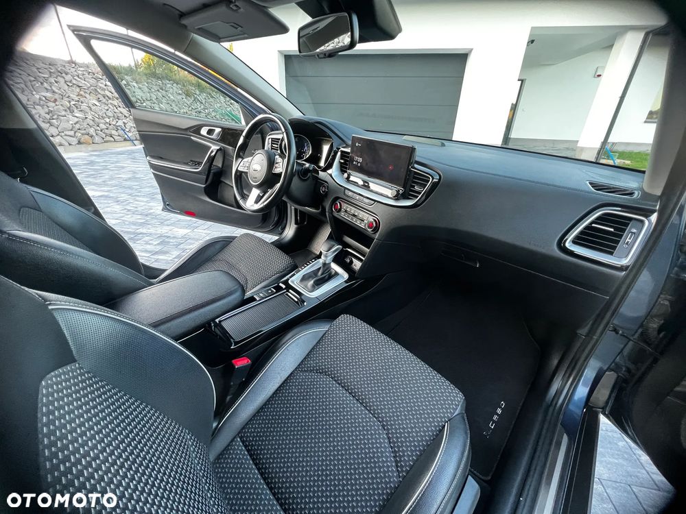 Kia XCeed 1.6 GDI PHEV L Business Line DCT - 16