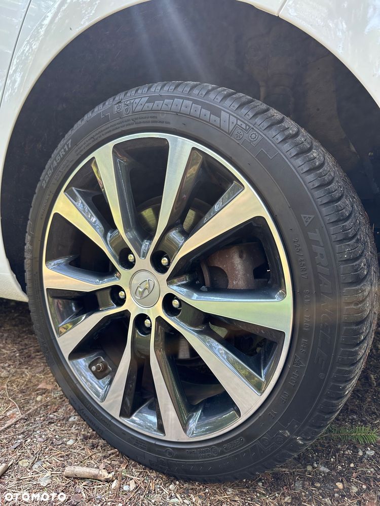 Hyundai i30 1.4 T-GDI Premium DCT - 19