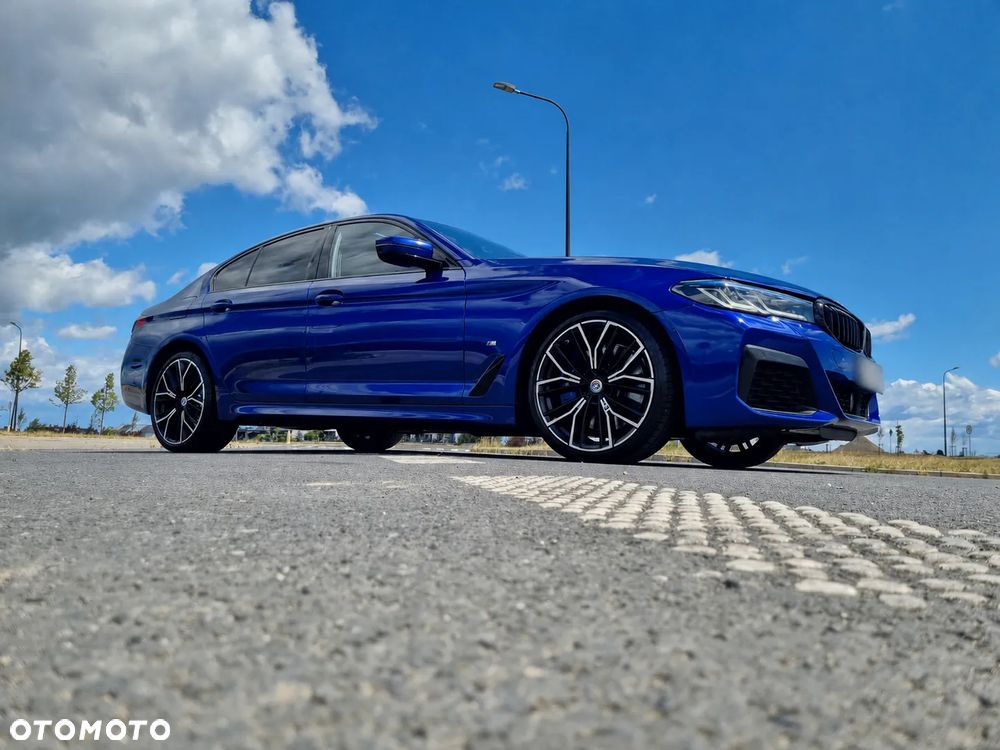 BMW Seria 5 540d xDrive mHEV M Sport sport - 4