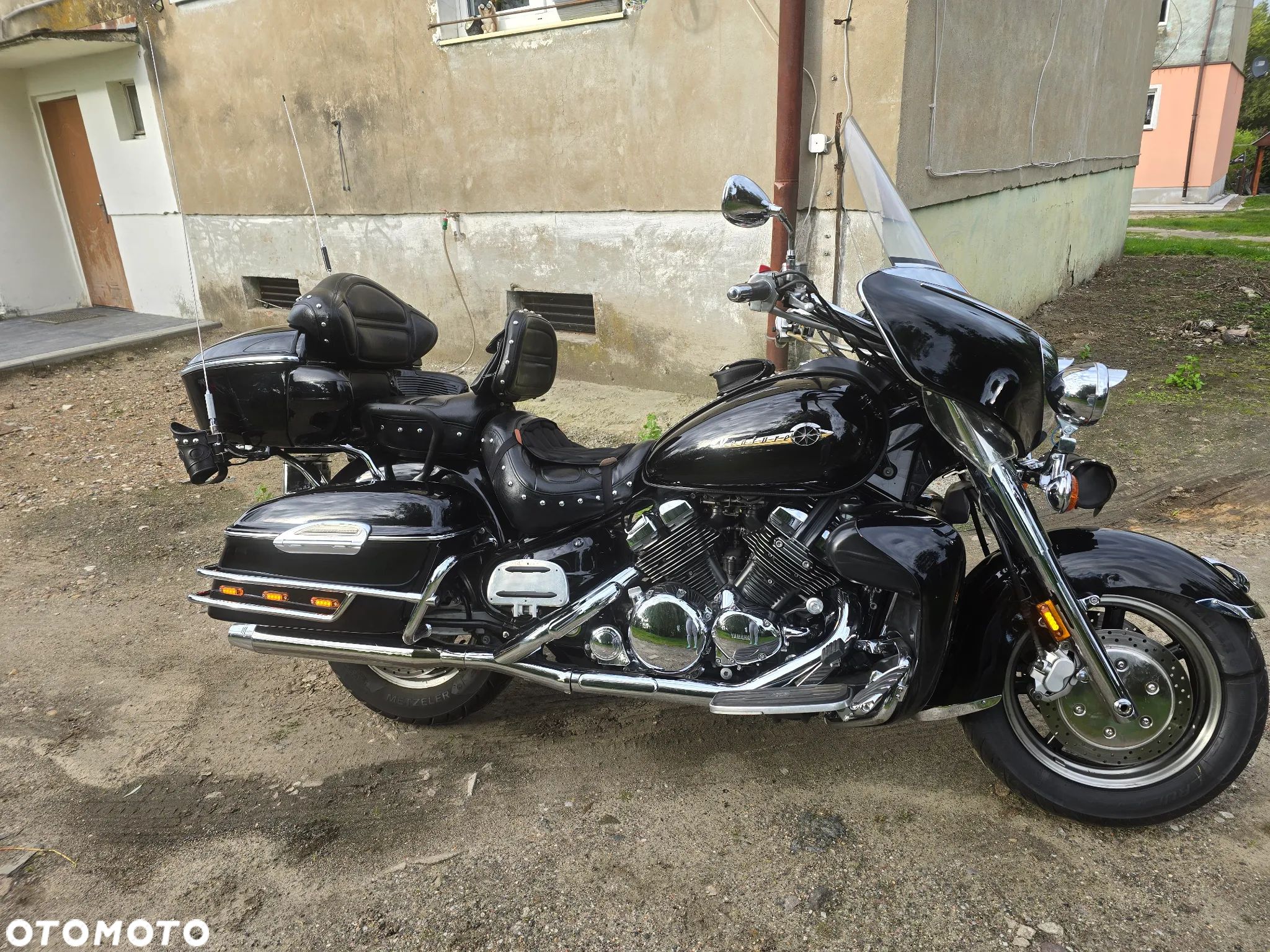 Yamaha Venture - 1
