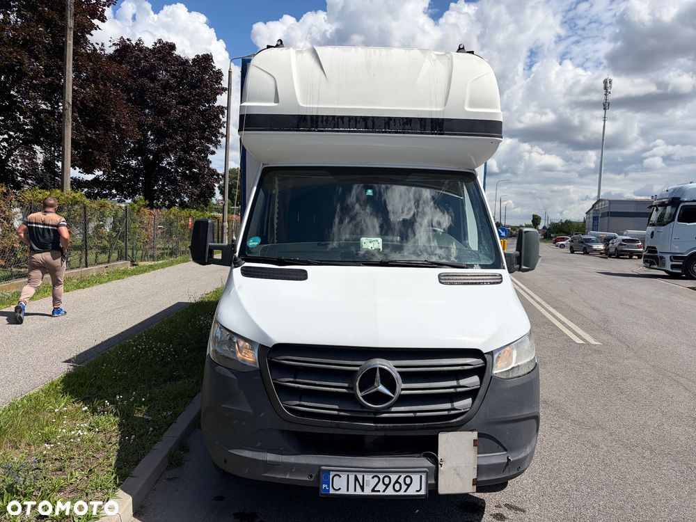 Mercedes-Benz Sprinter 907.235 - 5